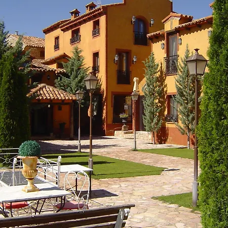 Hotel Rincon De Navarrete 3*