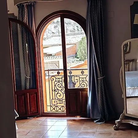 Hotel Rincon De Navarrete 2*